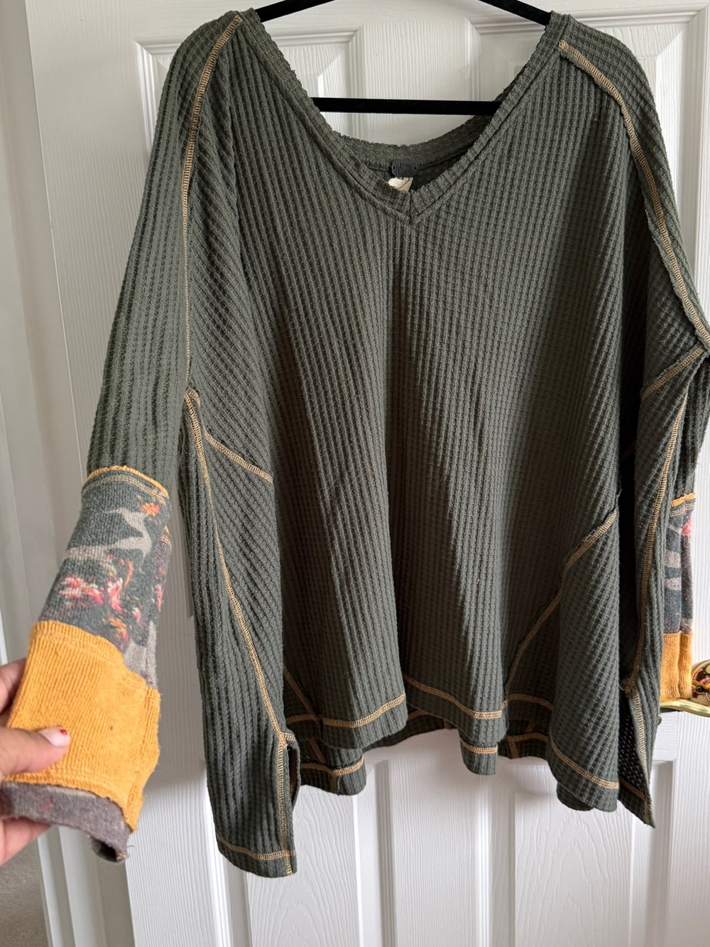 We The Free Oversized Waffle Knit Thermal Top Floral Cuff M